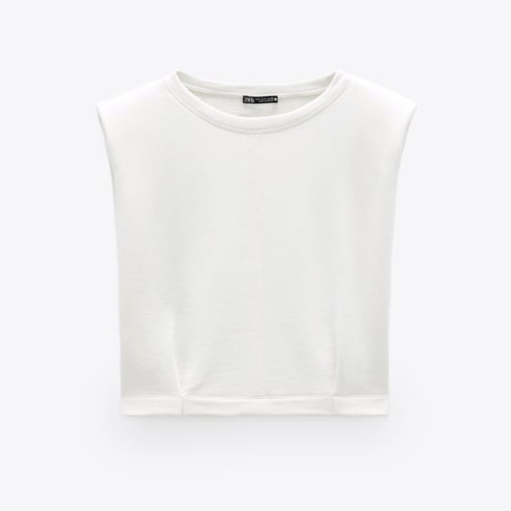 LAST CHANCE! NWT Zara Sweatshirt w/ Shoulder Pads